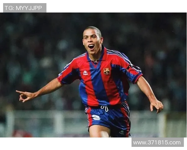 足球球员与足球明星之间的成就与影响力探讨 足球球员与足球明星之间的成就与影响力探讨